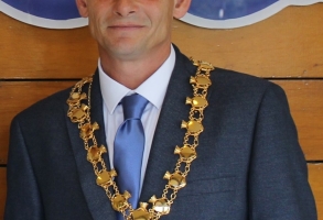 Cllr-L-Tomlinson